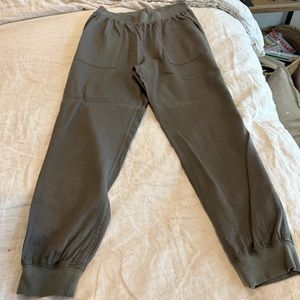 Faherty olive green comfy pants